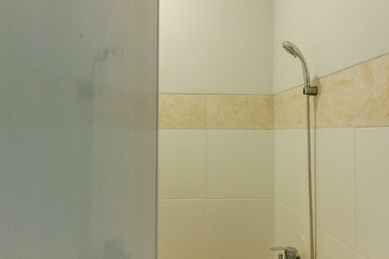 Reddoorz Syariah Near Pondok Indah Mall 3 Джакарта Екстер'єр фото